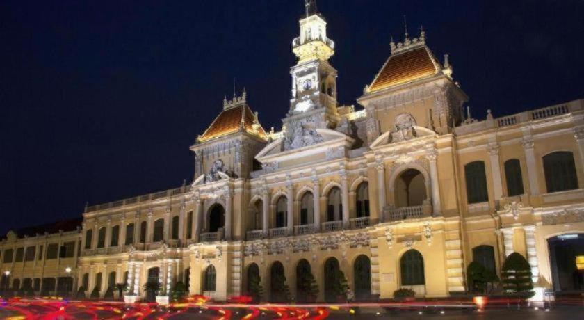 Khách sạn Tuan Viet Dinh Tien Hoang *
