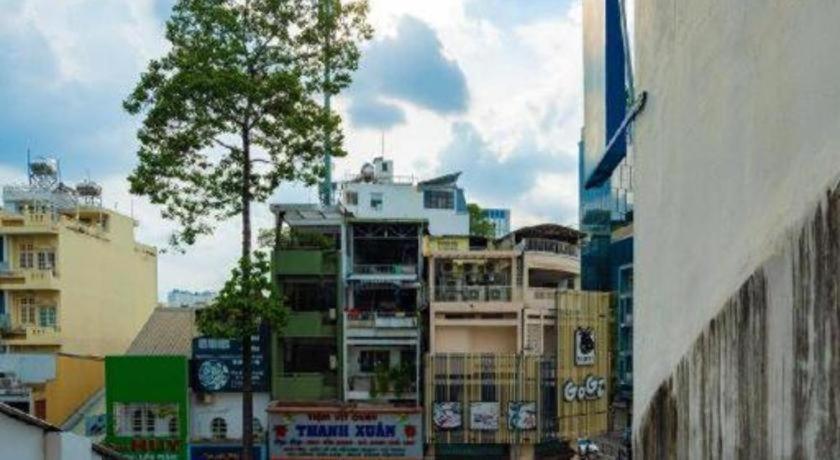 Khách sạn Tuan Viet Dinh Tien Hoang TP. Hồ Chí Minh